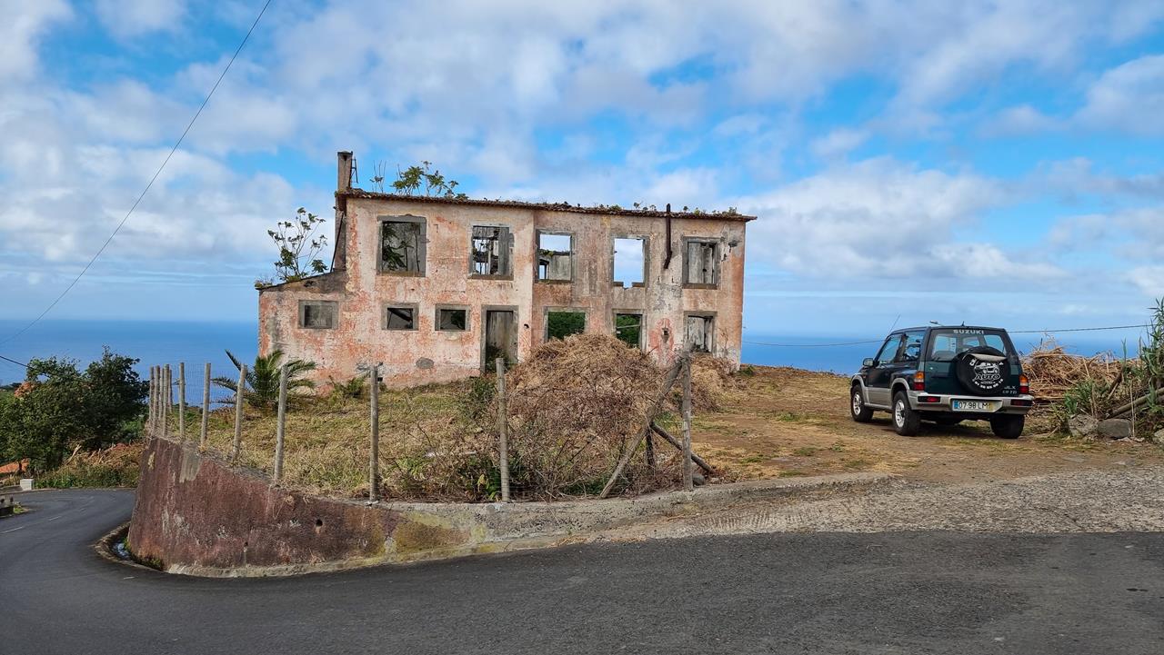 opuszzony budynek Madera